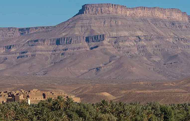 Mountain - Desert - Ouases - Sea 